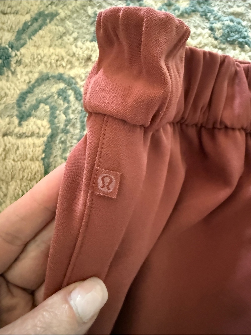 Lululemon Noir Short 5.5"
Rustic Clay - Picture 4 of 5